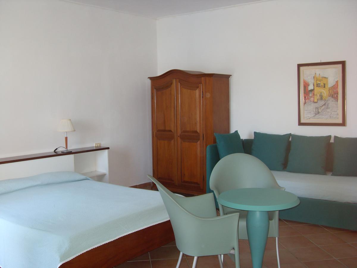 פרוסידה Hotel La Corricella מראה חיצוני תמונה